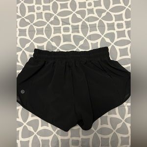 lulu shorts never worn
